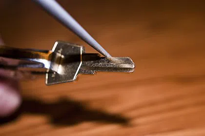Duxbury MA Locksmith Store Duxbury, MA 781-361-9266 - broken-key-extraction